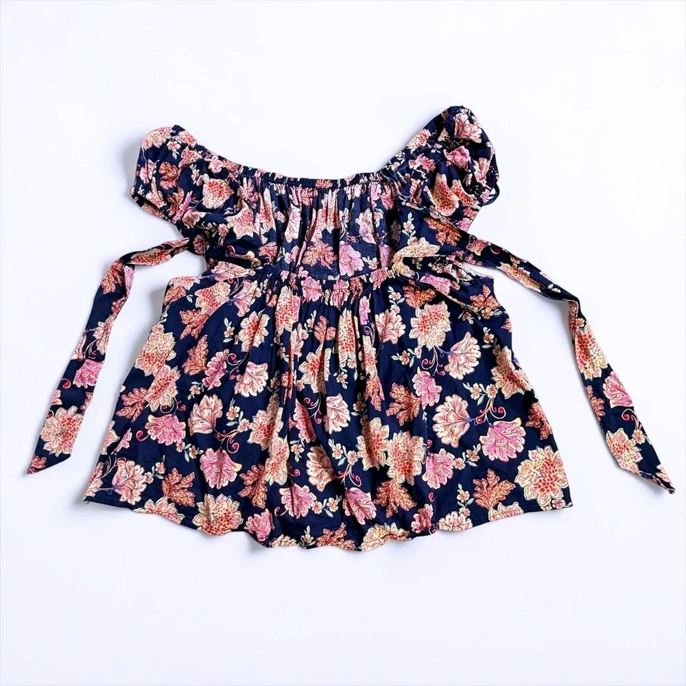 Old Navy top doubled